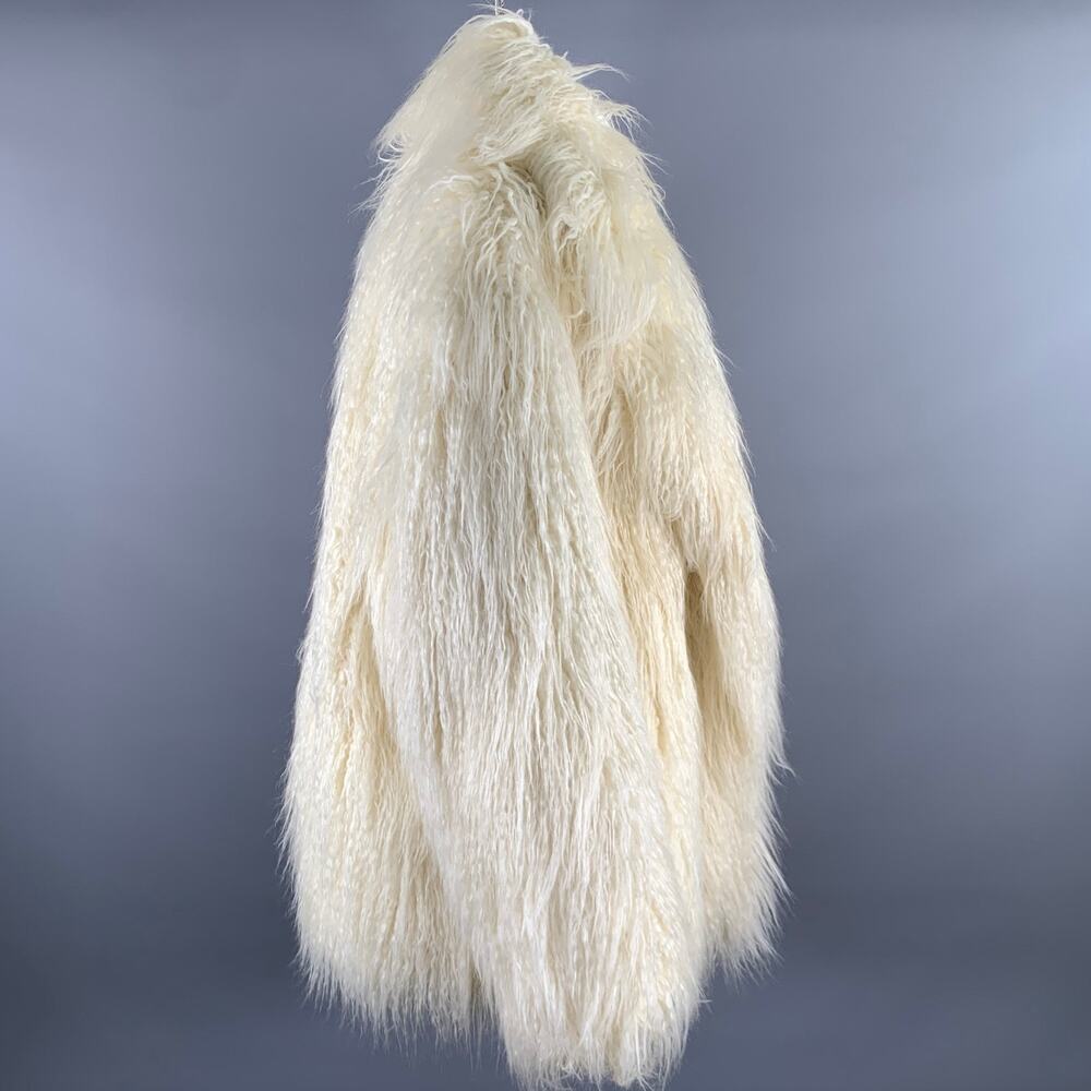 THE FRANKIE SHOP Size M/L Off White Modacrylic Blend Faux Fur Notch Lapel Coat - Picture 3 of 6